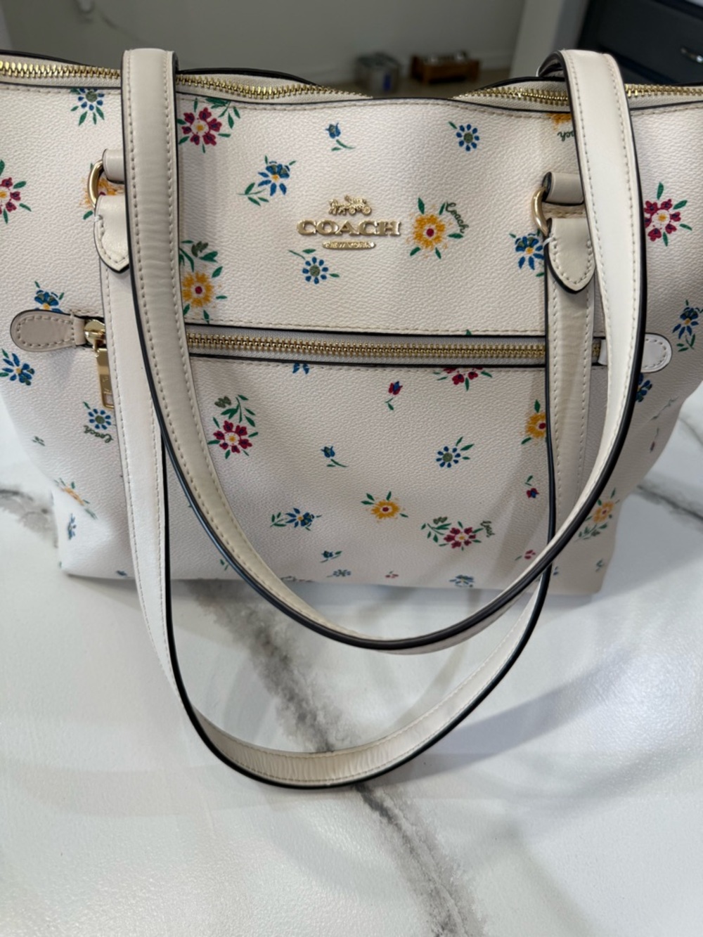 Coach Floral Print Tote Cream Canvas Leather Trim Zip Top Shoulder Bag - Picture 2 of 10